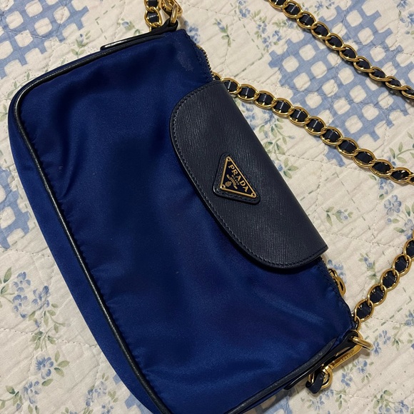 Prada Navy Blue Tessuto and Saffiano Leather - Picture 2 of 13